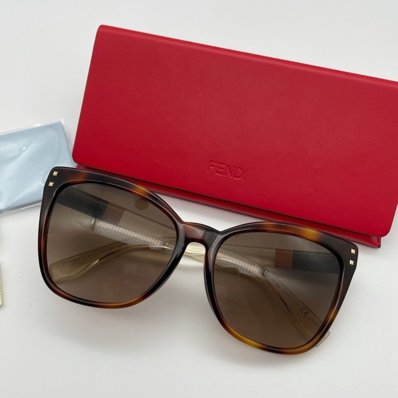 Fendi - Picture 4 of 10